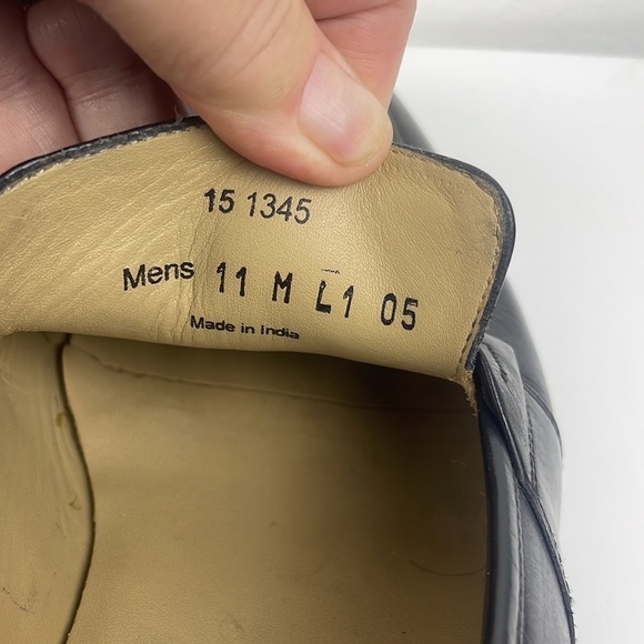 Johnston & Murphy Black Leather Tassel Loafers Size 11M main image 4